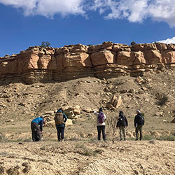 Graduate Student Field Course Examined Lithofacies in New Mexico